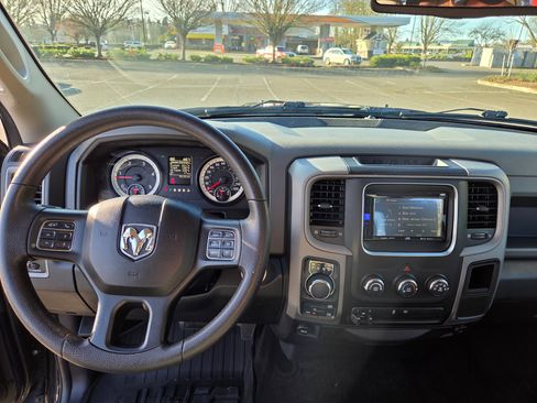Used 2016 RAM 1500 Tradesman w/ Popular Equipment Group image 18