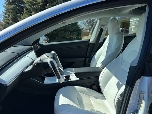 Used 2020 Tesla Model 3 Long Range image 5