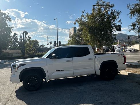 Used 2024 Toyota Tundra Limited w/ TRD Off-Road Package AWD/4WD image 5