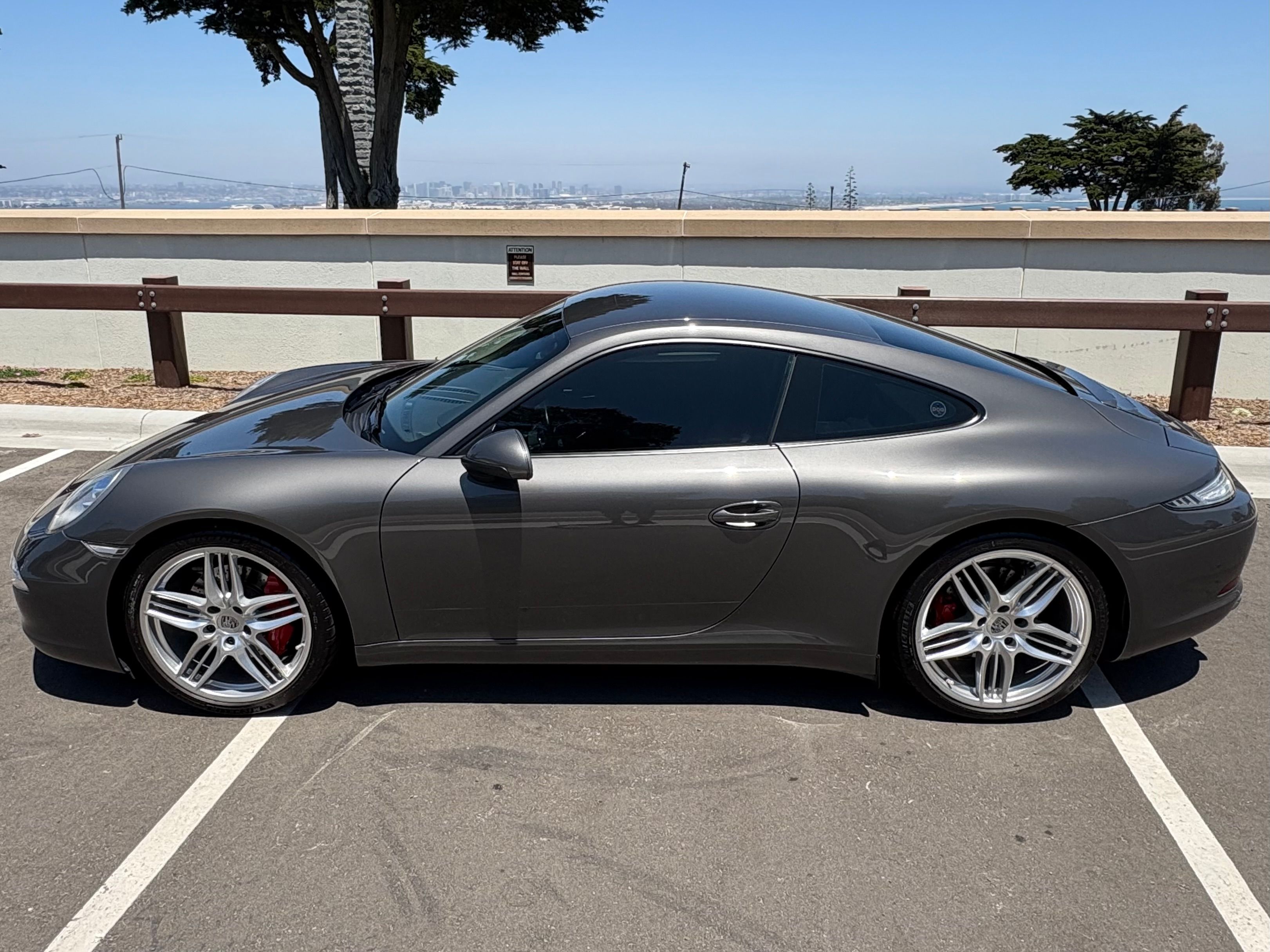 Used 2013 Porsche 911 Carrera S RWD image 9