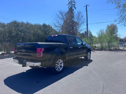 Used 2016 Ford F150 Lariat w/ Equipment Group 502A Luxury AWD/4WD image 4