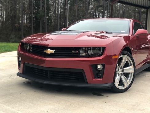 Used 2015 Chevrolet Camaro ZL1 image 10