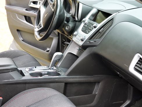 Used 2012 Chevrolet Equinox LT w/ Driver Convenience Package FWD image 11
