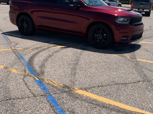 Used 2018 Dodge Durango R/T w/ Technology Group image 2