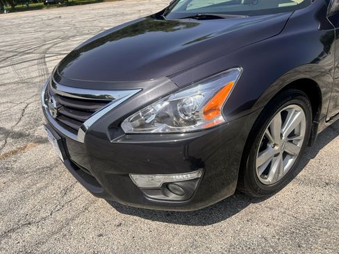 Used 2015 Nissan Altima 2.5 SL w/ Moonroof Package FWD image 10