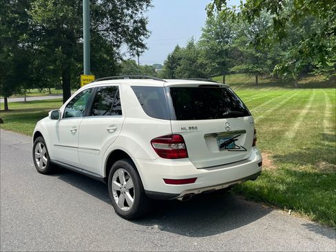 Used 2010 Mercedes-Benz ML 350 4MATIC image 16