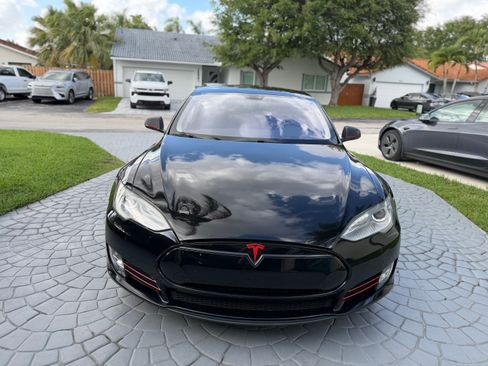 Used 2014 Tesla Model S P85 RWD image 1