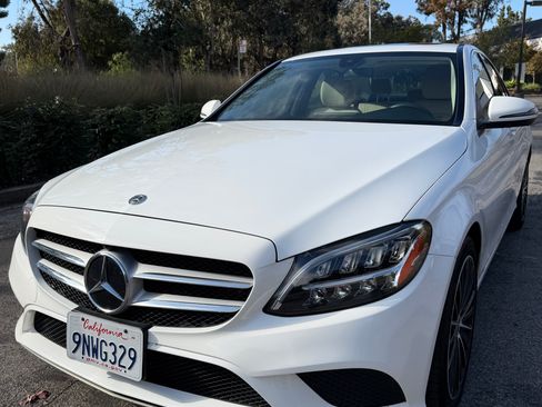 Used 2021 Mercedes-Benz C 300 Sedan image 2