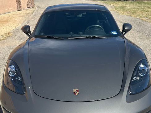 Used 2018 Porsche 718 Cayman image 1