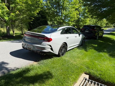 Used 2021 Kia K5 GT w/ GT1 Package FWD image 8