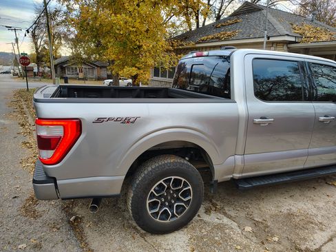 Used 2023 Ford F150 Lariat image 8