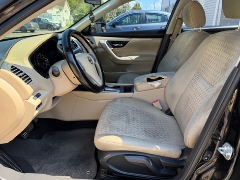 Used 2016 Nissan Altima 2.5 FWD image 11