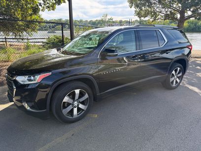 Used 2018 Chevrolet Traverse LT