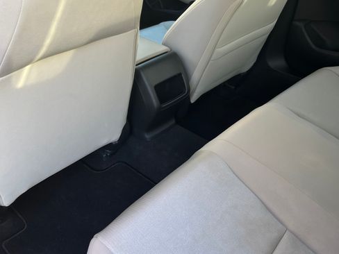 Used 2018 Honda Accord LX image 10