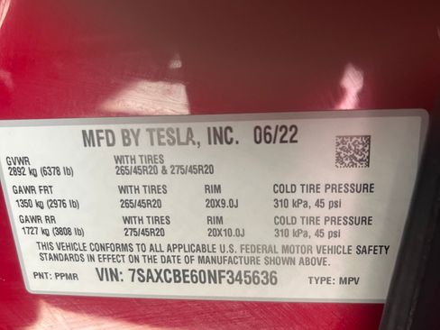 Used 2022 Tesla Model X Plaid image 9