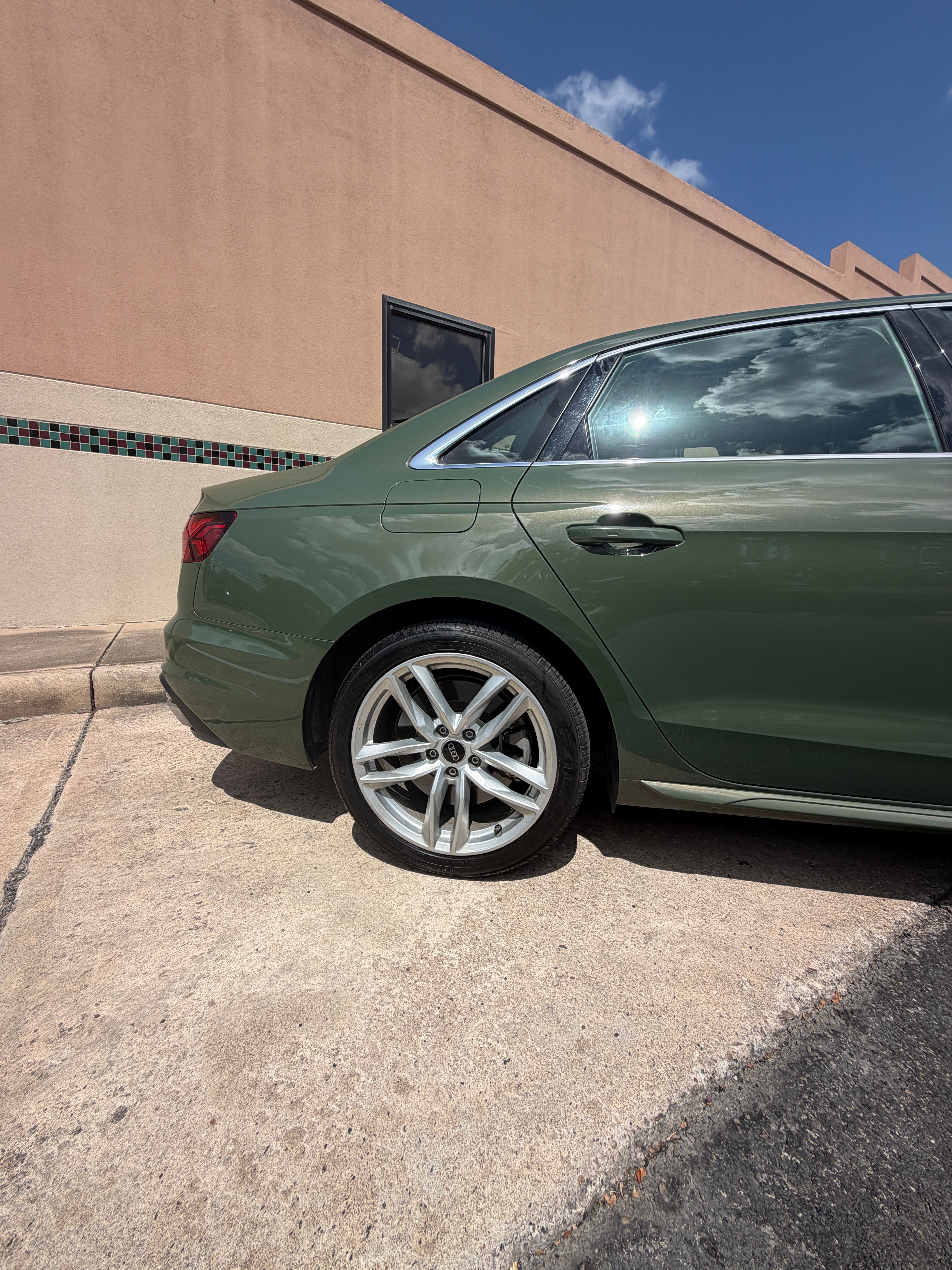 Used 2023 Audi A4 2.0T Premium Plus AWD/4WD image 18