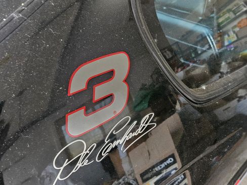 Used 2002 Chevrolet Monte Carlo SS w/ Preferred Equipment Group image 4