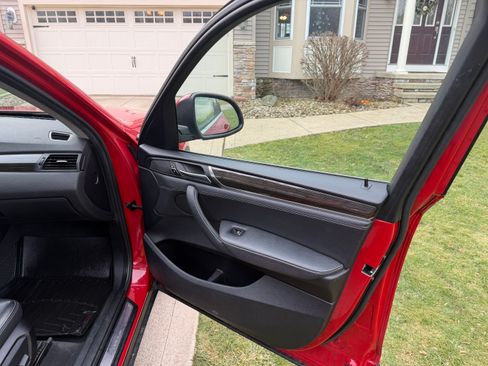 Used 2015 BMW X3 xDrive28i image 12