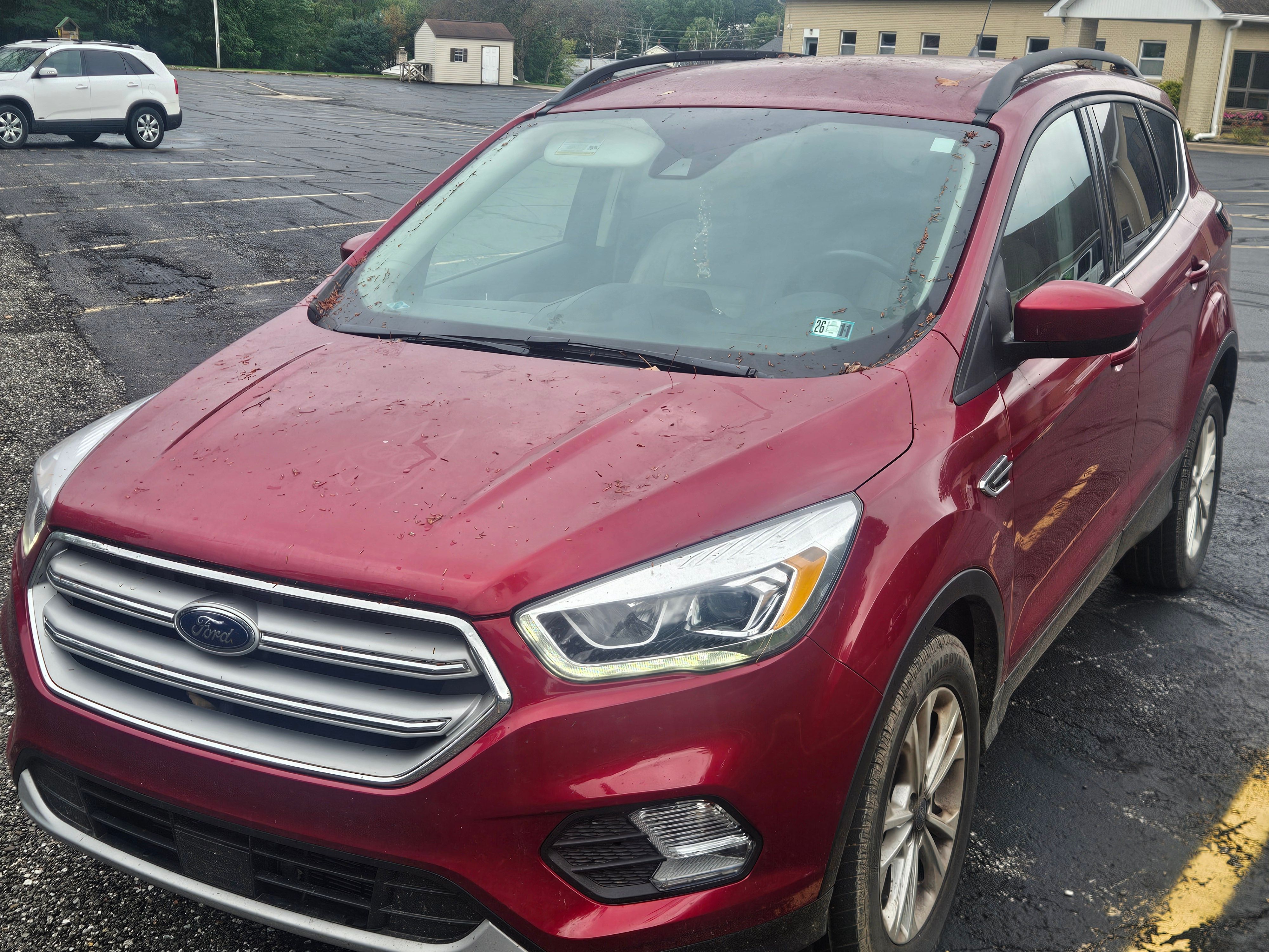 Used 2018 Ford Escape SEL w/ Ford Safe & Smart Package AWD/4WD image 4