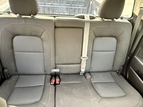 Used 2020 Chevrolet Colorado LT image 13