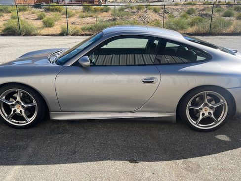 Used 2004 Porsche 911 GT3 RS image 5