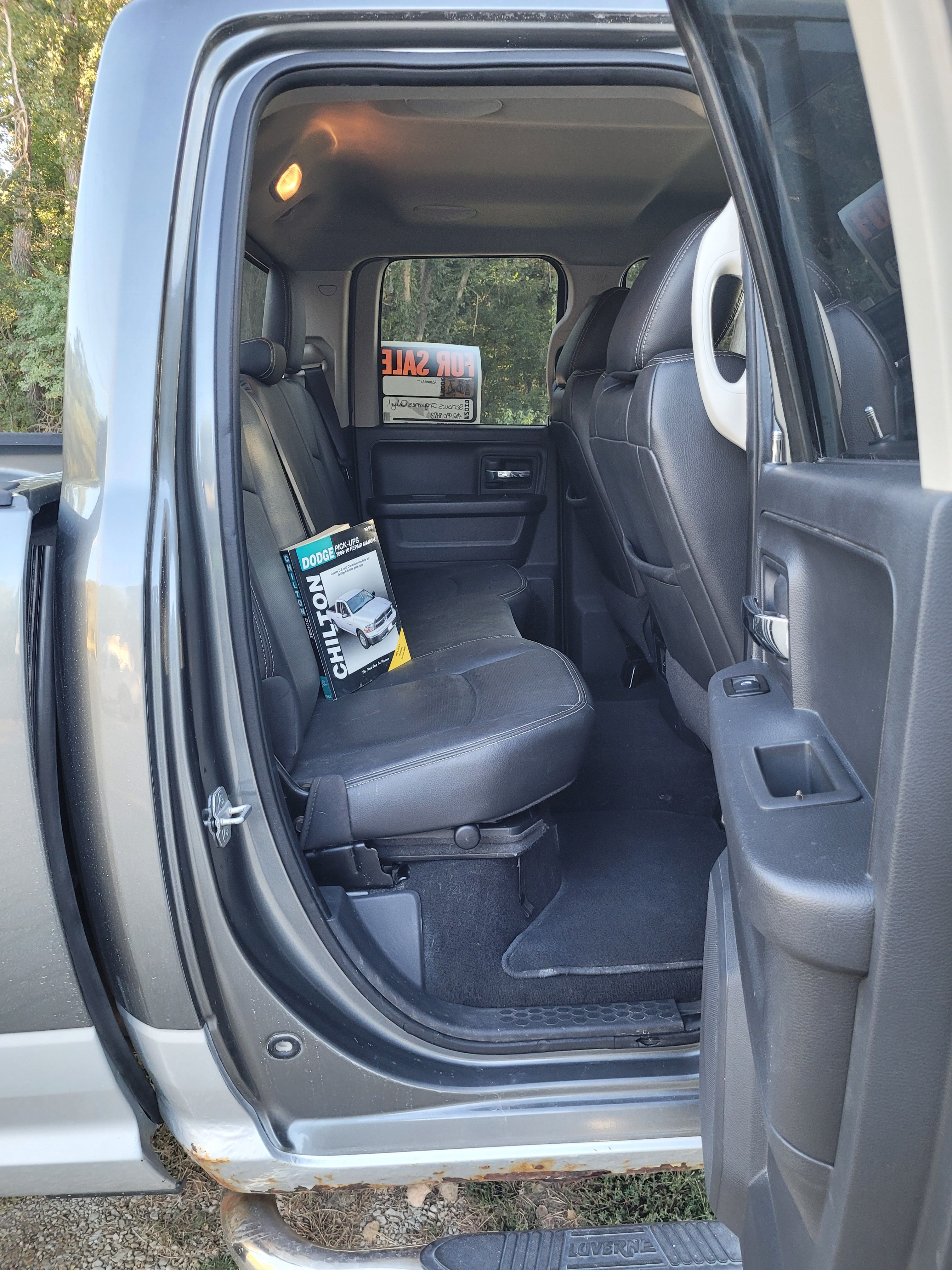Used 2012 RAM 1500 Laramie w/ Protection Group AWD/4WD image 16