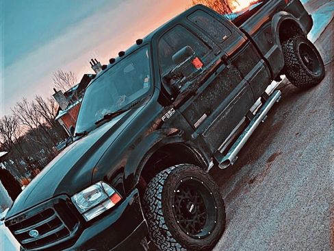 Used 2004 Ford F350 XLT image 28