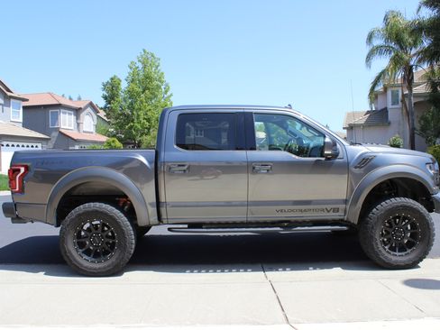 Used 2020 Ford F150 Raptor w/ Equipment Group 802A Luxury image 1