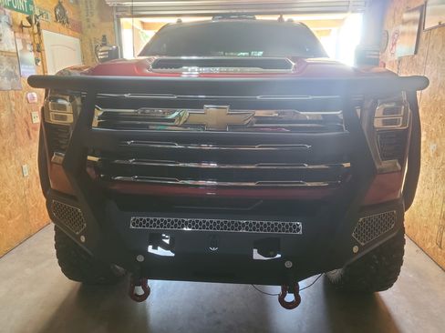 Used 2024 Chevrolet Silverado 2500 LTZ w/ LTZ Premium Package image 6