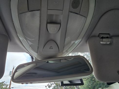 Used 2009 Mercedes-Benz E 350 Sedan image 25