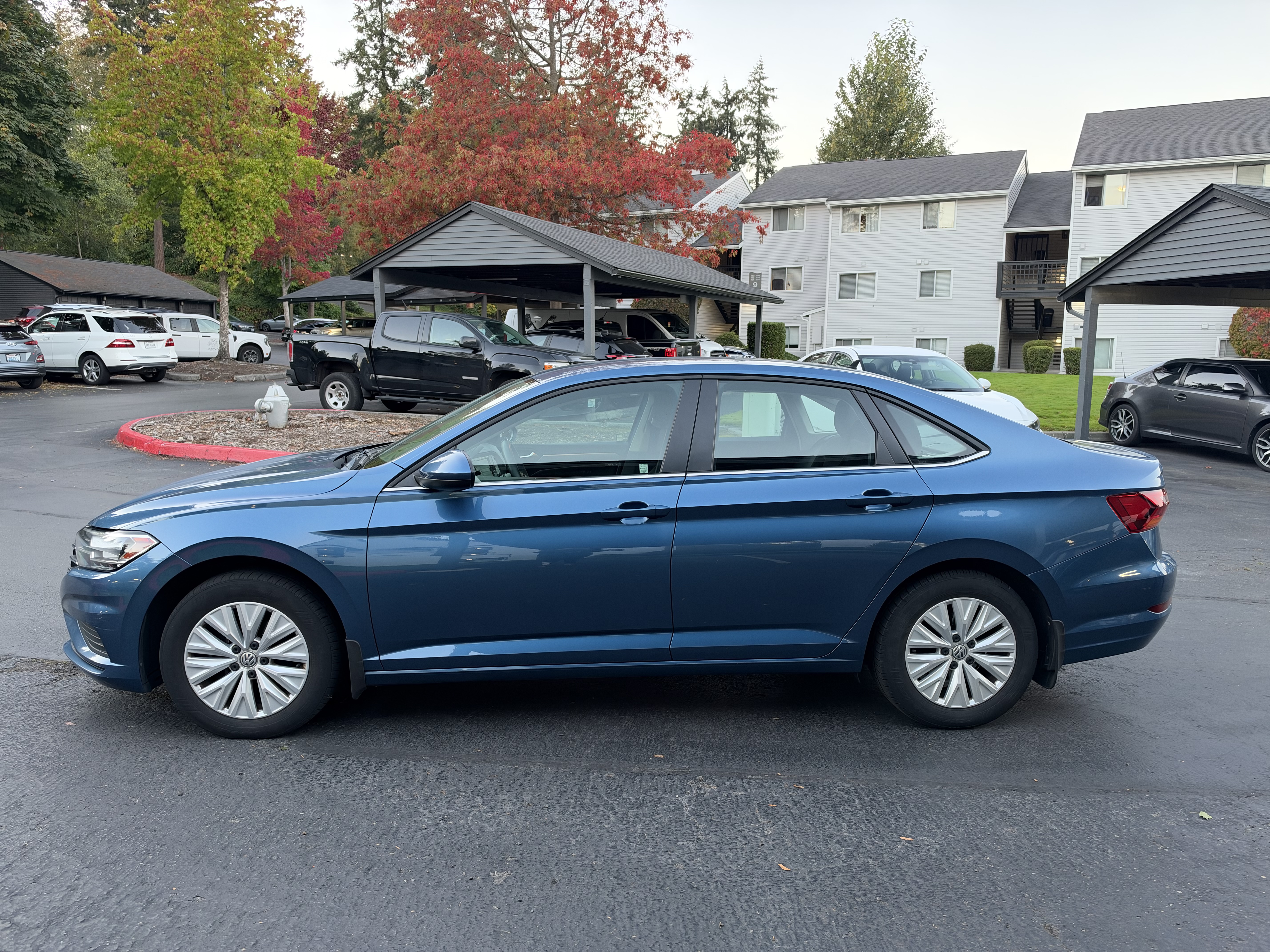 Used 2019 Volkswagen Jetta S w/ Driver Assistance Package FWD image 2