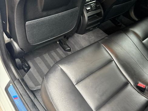 Used 2016 BMW 535i Sedan image 10