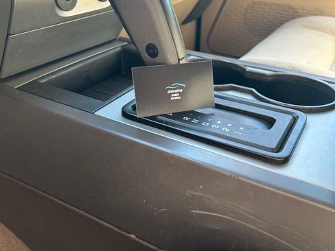 Used 2007 Ford Expedition EL XLT image 6