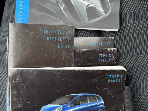 Used 2011 Honda Fit Sport image 25