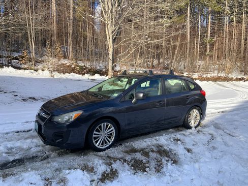 Used 2013 Subaru Impreza 2.0i Premium image 2