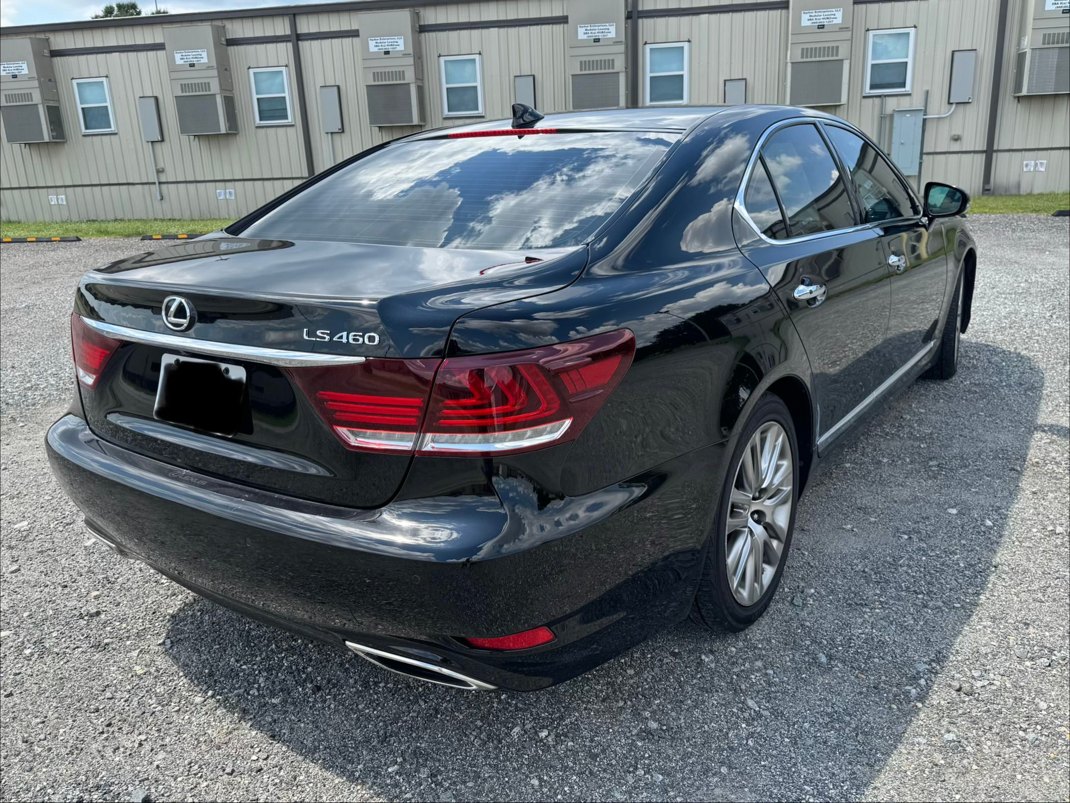 Used 2015 Lexus LS 460 w/ Comfort Package RWD image 4