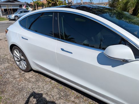 Used 2018 Tesla Model 3 Long Range image 6