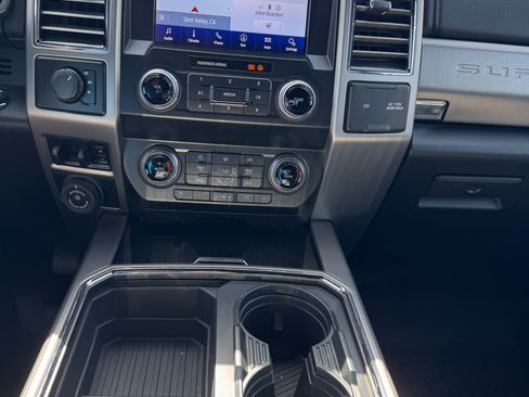 Used 2020 Ford F350 Platinum image 15