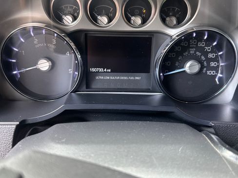 Used 2015 Ford F250 Platinum w/ FX4 Off-Road Package AWD/4WD image 9