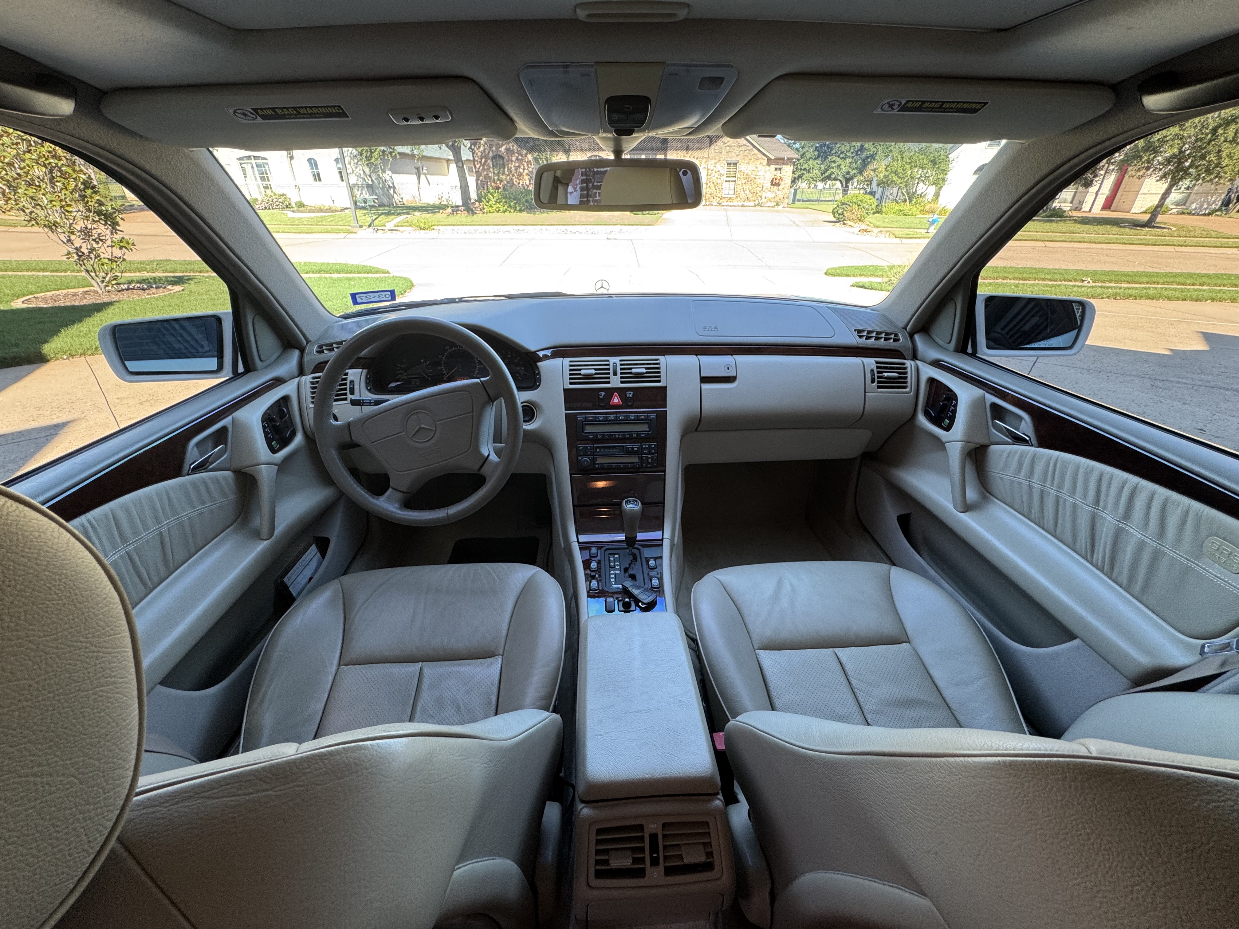 Used 1998 Mercedes-Benz E 320 Sedan image 4