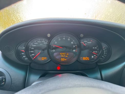 Used 2002 Porsche 911 Coupe image 1