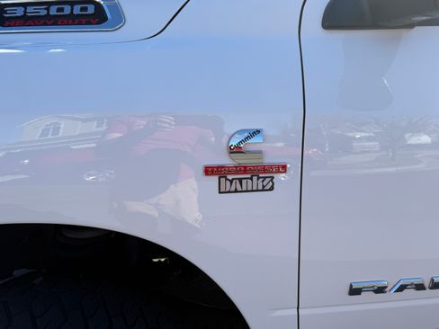 Used 2019 RAM 3500 Tradesman image 10