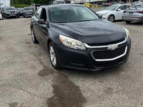 Used 2015 Chevrolet Malibu LT w/ Power Convenience Package FWD image 4