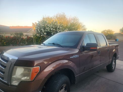 Used 2012 Ford F150 XLT w/ XLT Convenience Pkg image 2