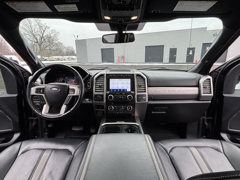 Used 2021 Ford F350 Platinum w/ FX4 Off-Road Package image 22