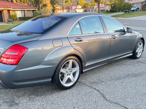 Used 2010 Mercedes-Benz S 550 image 8