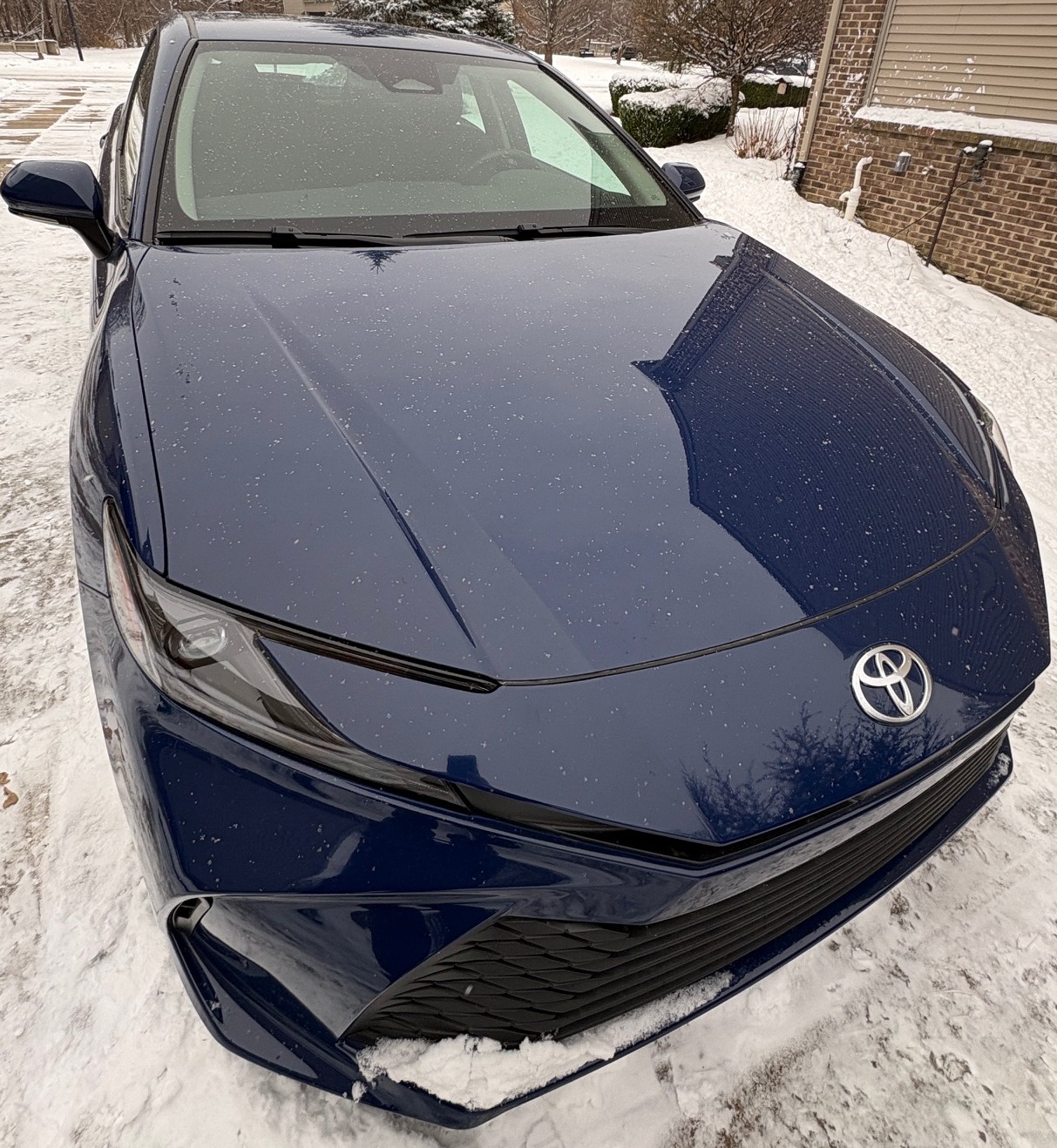 Used 2025 Toyota Camry LE w/ Convenience Package AWD/4WD image 8