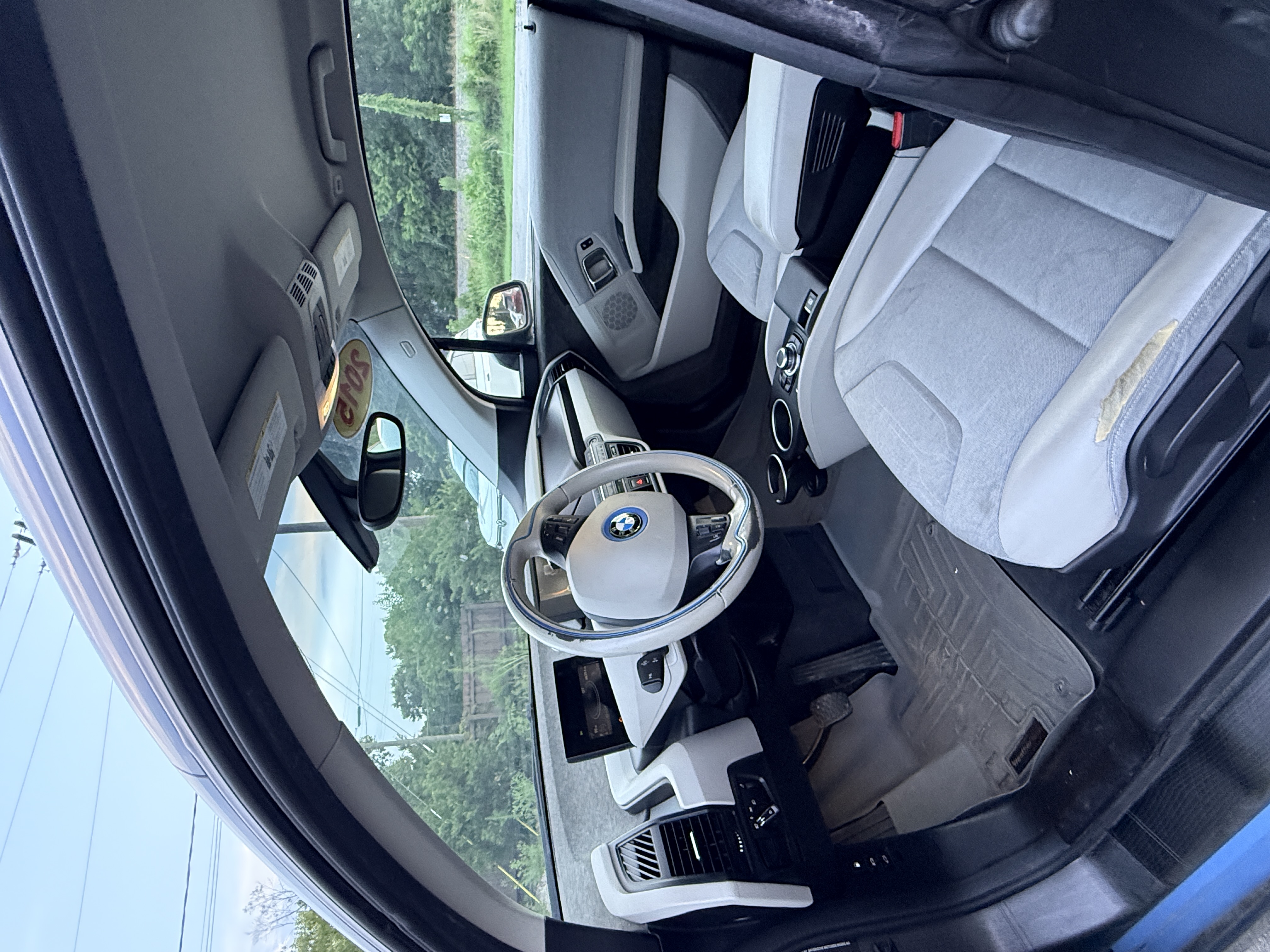 Used 2015 BMW i3 w/ Range Extender RWD image 12