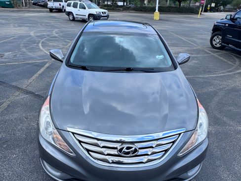 Used 2013 Hyundai Sonata SE w/ Navigation & Sunroof Pkg image 1