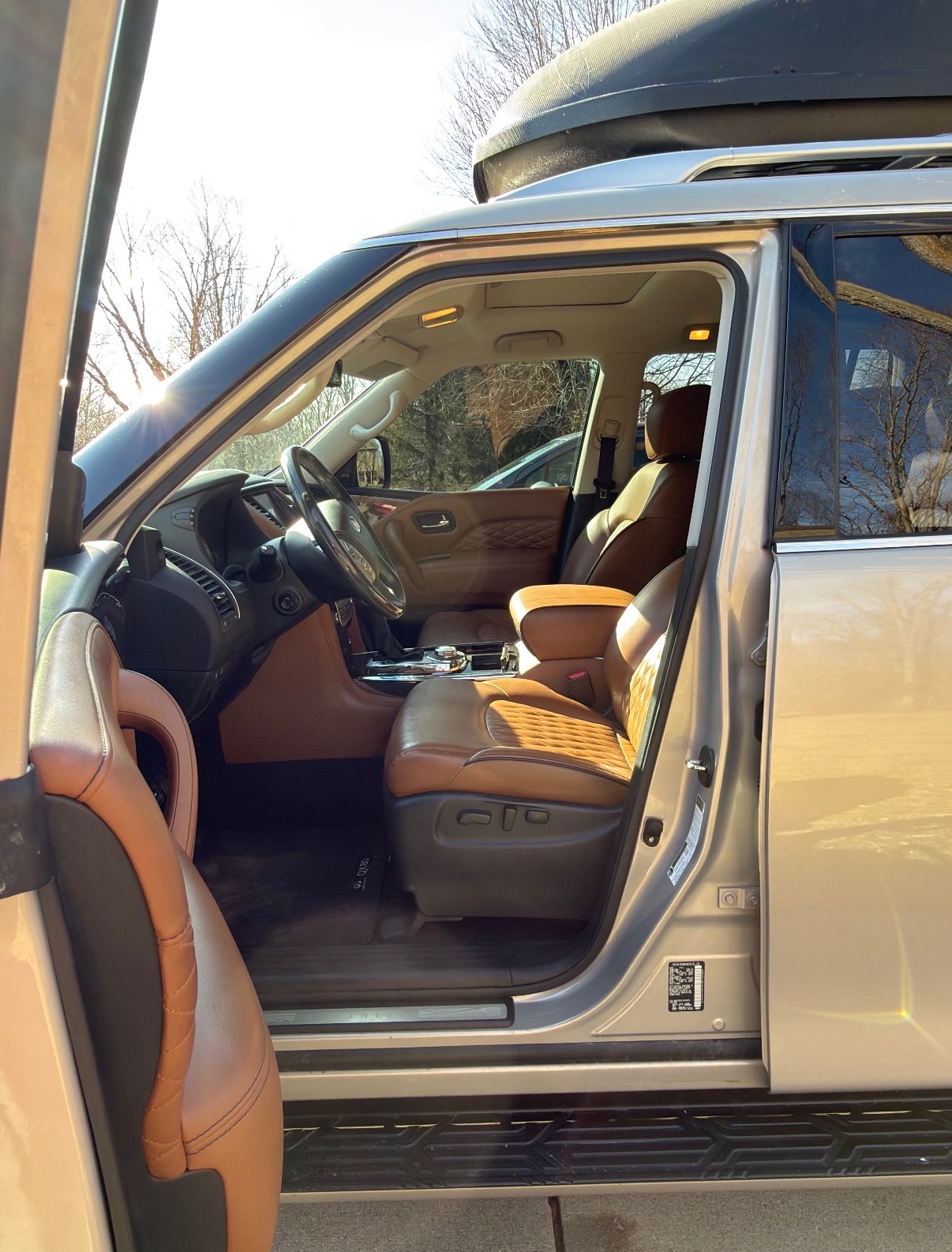 Used 2018 INFINITI QX80 4WD w/ Deluxe Technology Package image 9